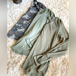 Long Sleeve Green Bundle Shirts